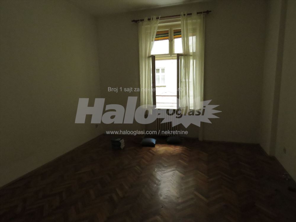 POPUST Salonski stan pored Skupštine — 2