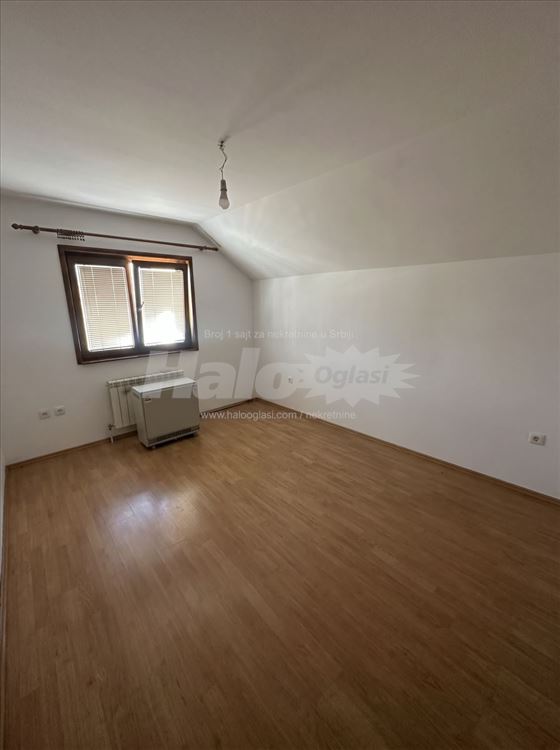 Porodičan svetao 4.0 stan 2 terase 139m² Zvezdara — 12