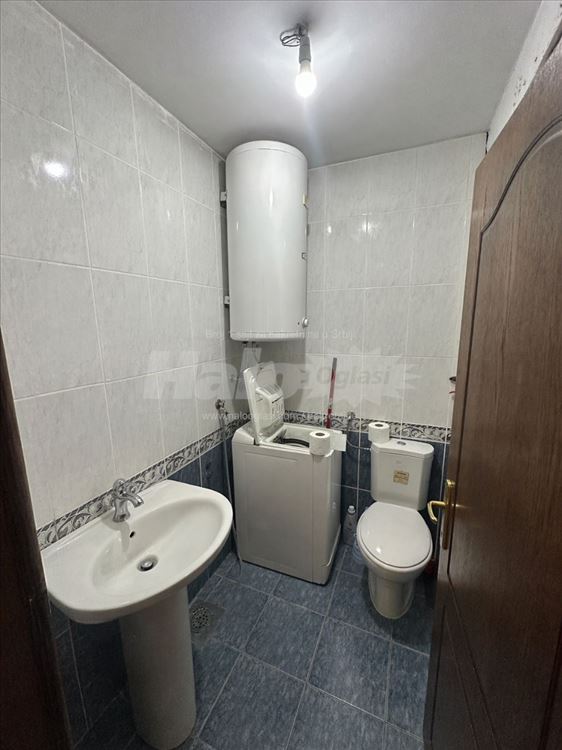 Porodičan svetao 4.0 stan 2 terase 139m² Zvezdara — 13