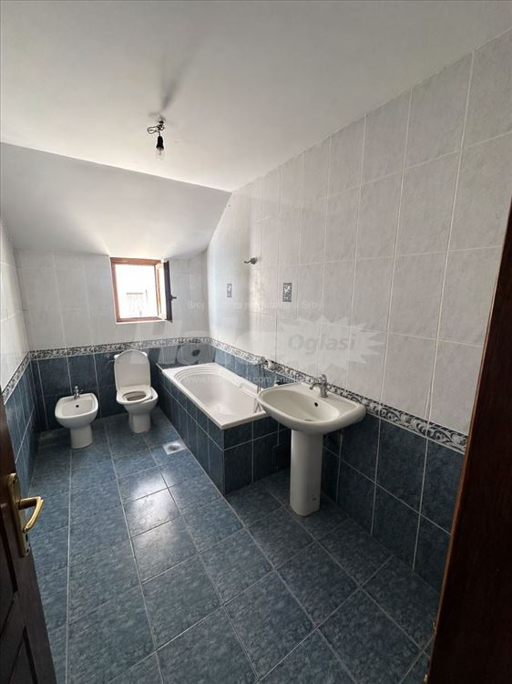 Porodičan svetao 4.0 stan 2 terase 139m² Zvezdara — 14