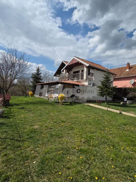 Porodična kuća 100 m² + garaža 30 m², plac 10 ari — 3