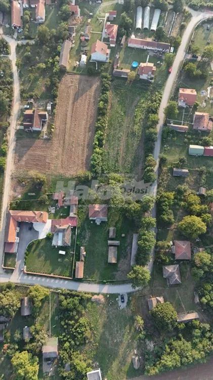Porodična kuća sa 64 ari placa kod Obrenovca — 2