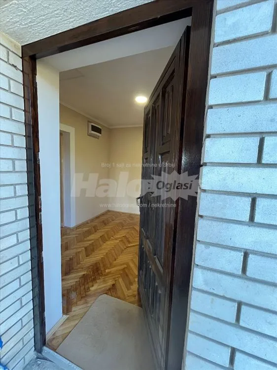 Porodična kuća sa dva pomoćna objekta, Boljevci — 3