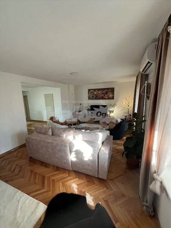 Porodična kuća sa dva pomoćna objekta, Boljevci — 7