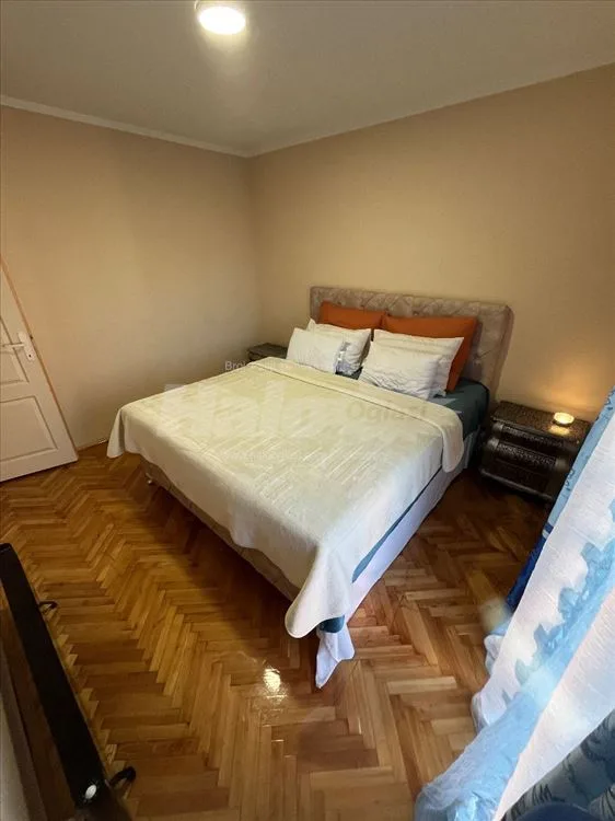 Porodična kuća sa dva pomoćna objekta, Boljevci — 13