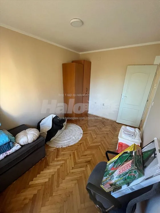Porodična kuća sa dva pomoćna objekta, Boljevci — 15