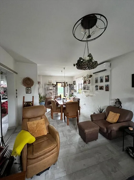 Porodični kompleks, dve kuće, mirna lokacija — 15