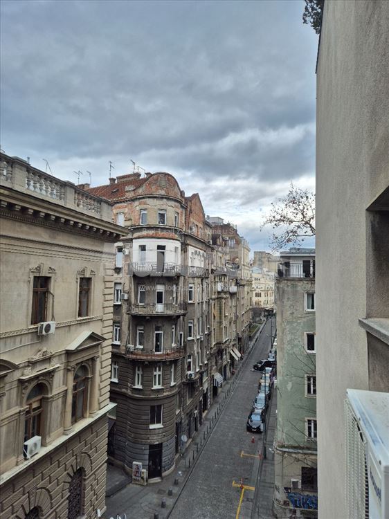 Poseban i jedinstven stan u strogom centru grada — 6