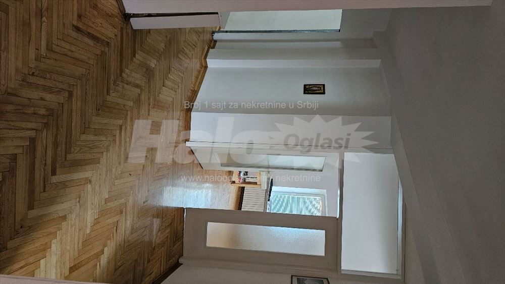 Poslovni kancelarijski prostor — 7