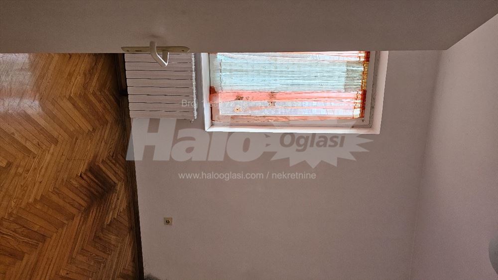 Poslovni kancelarijski prostor — 11