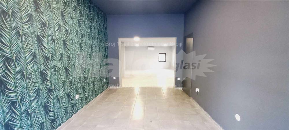 Poslovni prostor 145m2 Zaseban objekat, parking — 6
