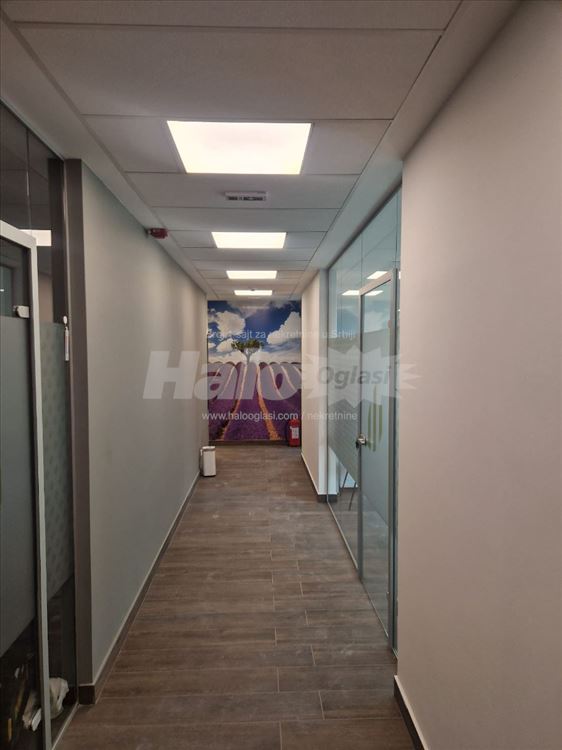 Poslovni prostor 153m2-odmah useljiv — 6