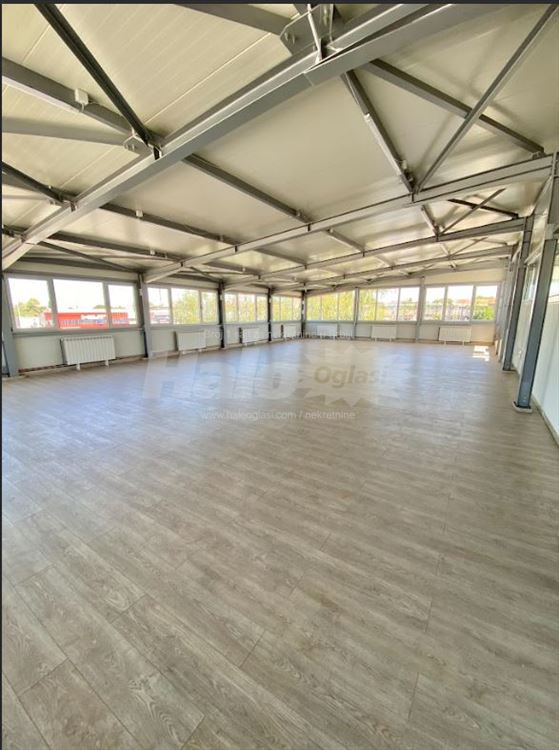 Poslovni prostor 160 m² — 8