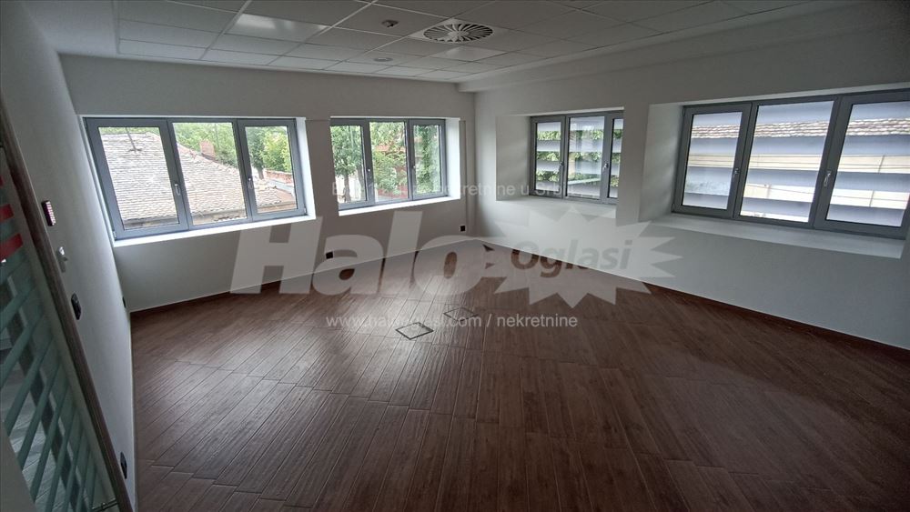 Poslovni prostor, 325m², Zemun, Miloša Bandića 16 — 3