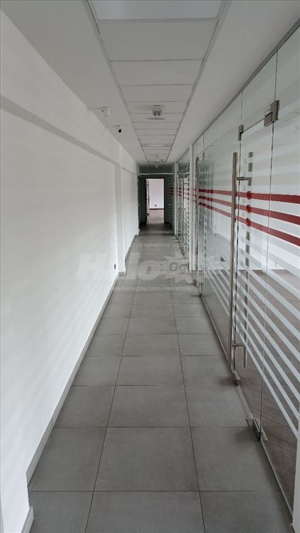 Poslovni prostor, 325m², Zemun, Miloša Bandića 16 — 4