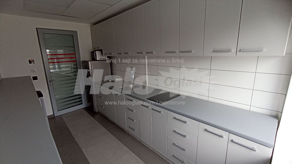 Poslovni prostor, 325m², Zemun, Miloša Bandića 16 — 6