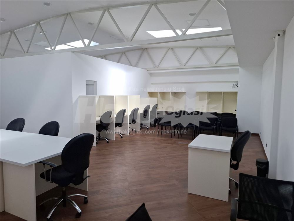 Poslovni prostor, 325m², Zemun, Miloša Bandića 16 — 15