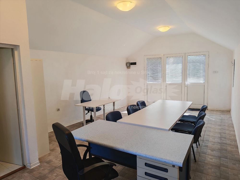 Poslovni prostor 33m2 – Zvezdara-VML, Medak padina — 2