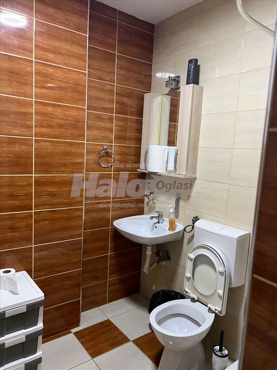Poslovni prostor • 65m² • Jovanke Radakovic — 13