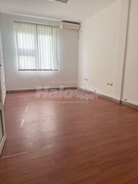 Poslovni prostor 95m2+95m2 — 8