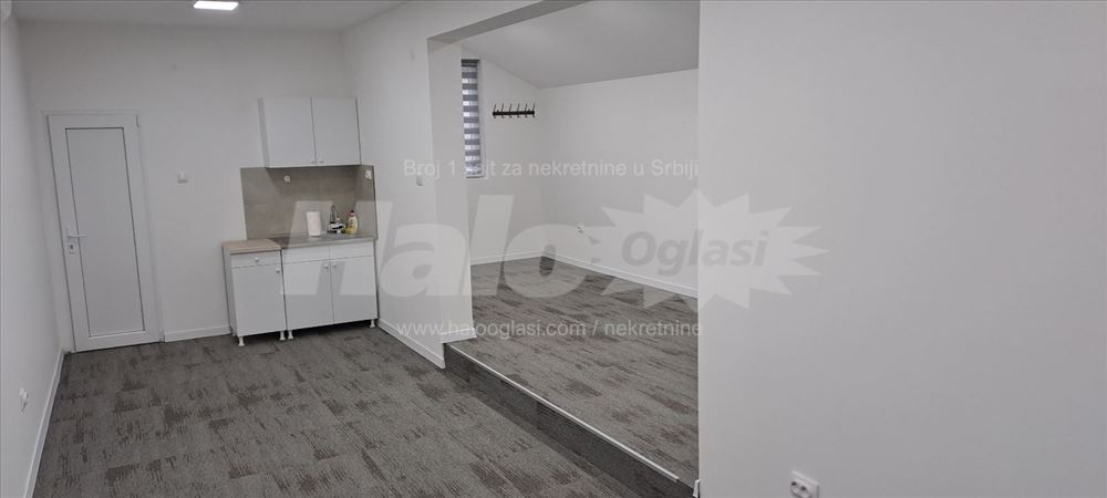 Poslovni prostor Bežanijska kosa — 8