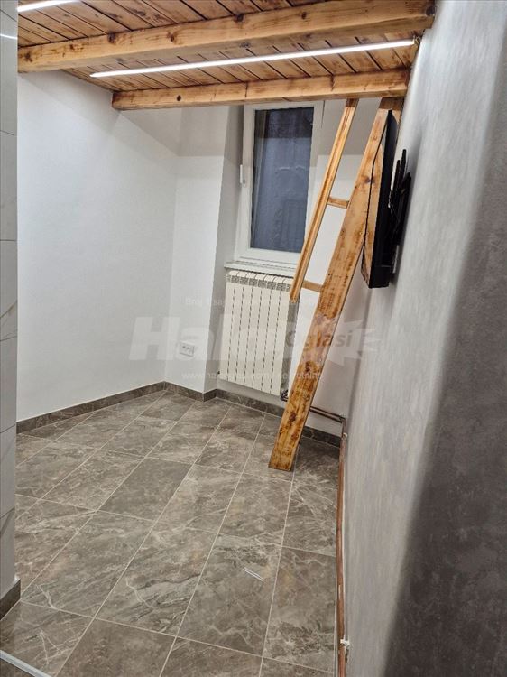 Poslovni prostor u Bulevaru Despota Stefana 3 — 8