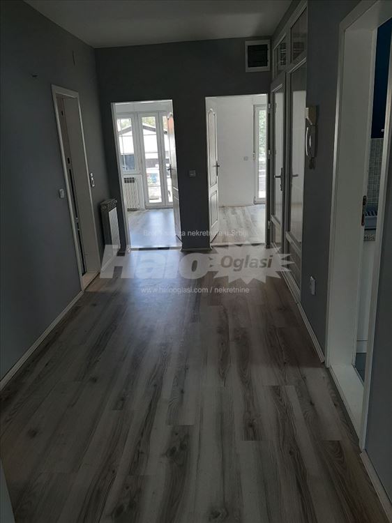 Poslovni prostor 90 m² Dobanovačka ulica – VLASNIK — 2