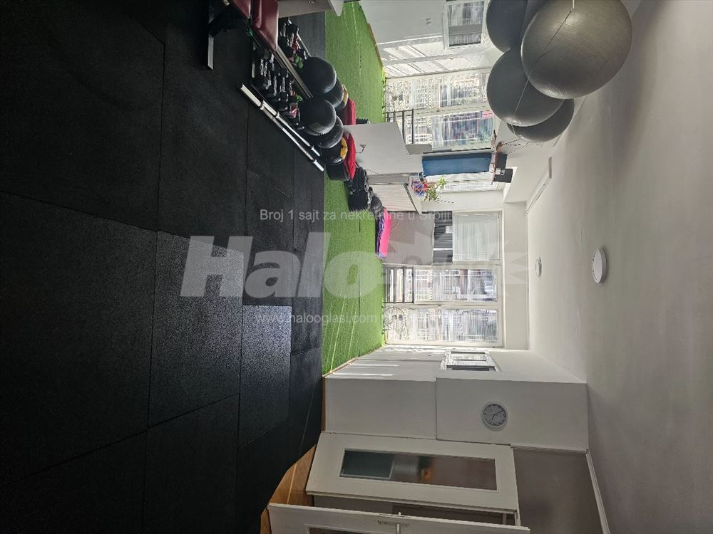 Poslovni prostor u Zemunu, 130m² — 5