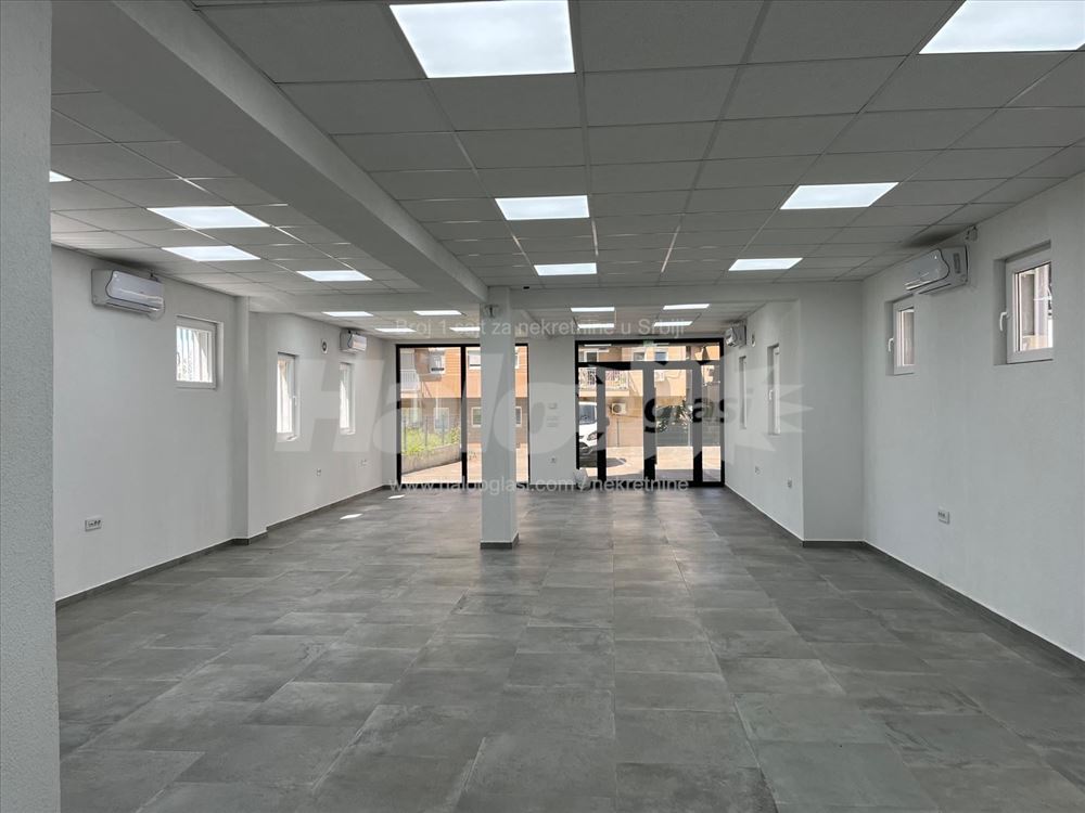 Poslovni prostor, V. Vlahovića, 125 m2, parking — 2