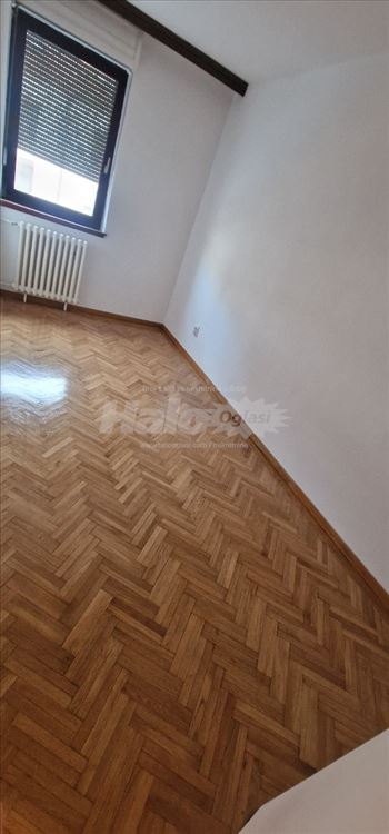 Poslovni prostor za izdavanje — 4
