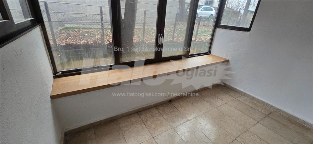 Poslovni prostor za izdavanje — 11