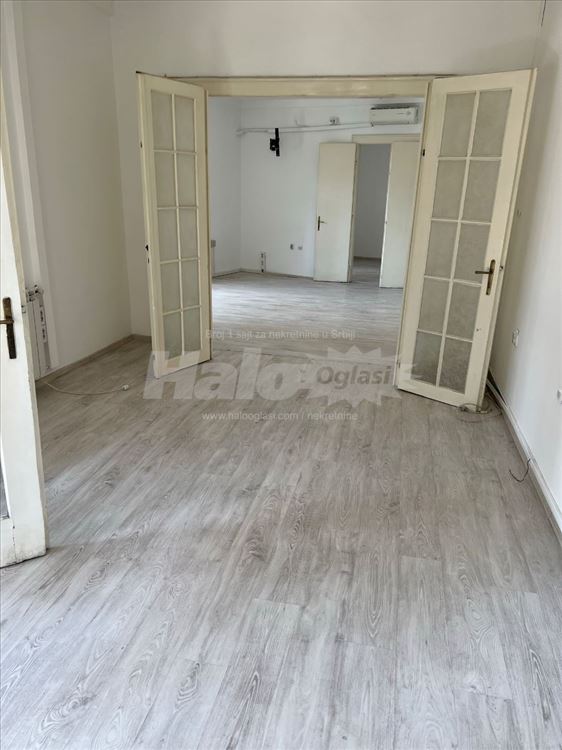 Poslovni prostor za izdavanje — 7