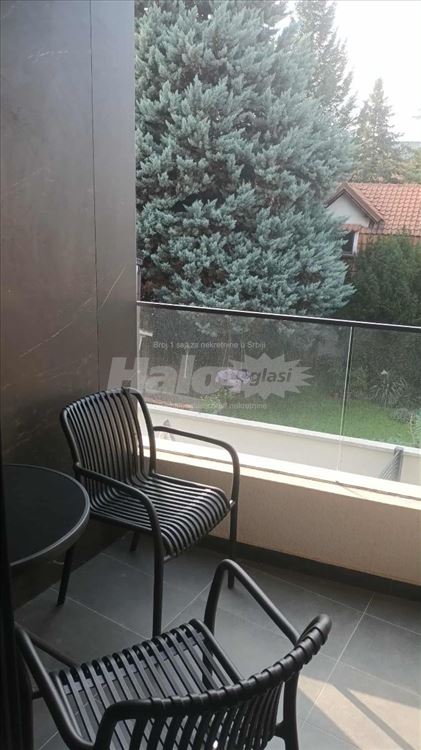 Potpuno nov, kompletno opremljen stan na Voždovcu — 11