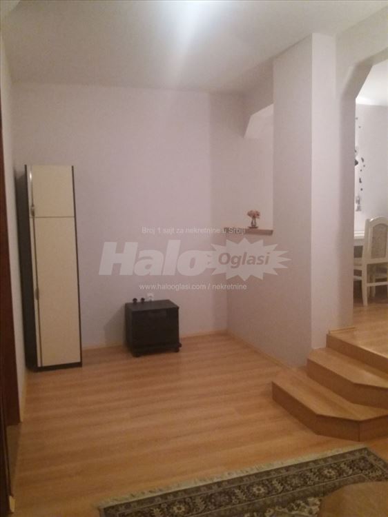 Potrebna cimerka, stan 49m2, 250E — 10