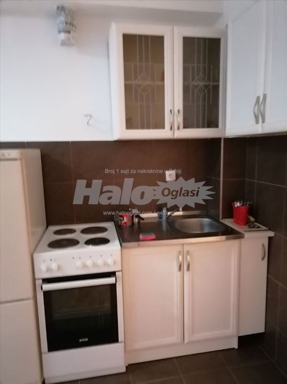 POVOLJNO izdajem garsonjeru - novogradnja — 5