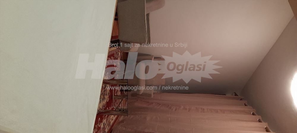 Povoljno!Izvanredan,strogi centar,dvosobanc,CG — 3