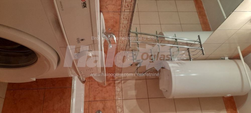 Povoljno!Izvanredan,strogi centar,dvosobanc,CG — 10
