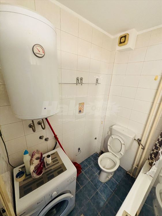 Pozeska 40m2 opremljen useljiv mes.depozit — 6