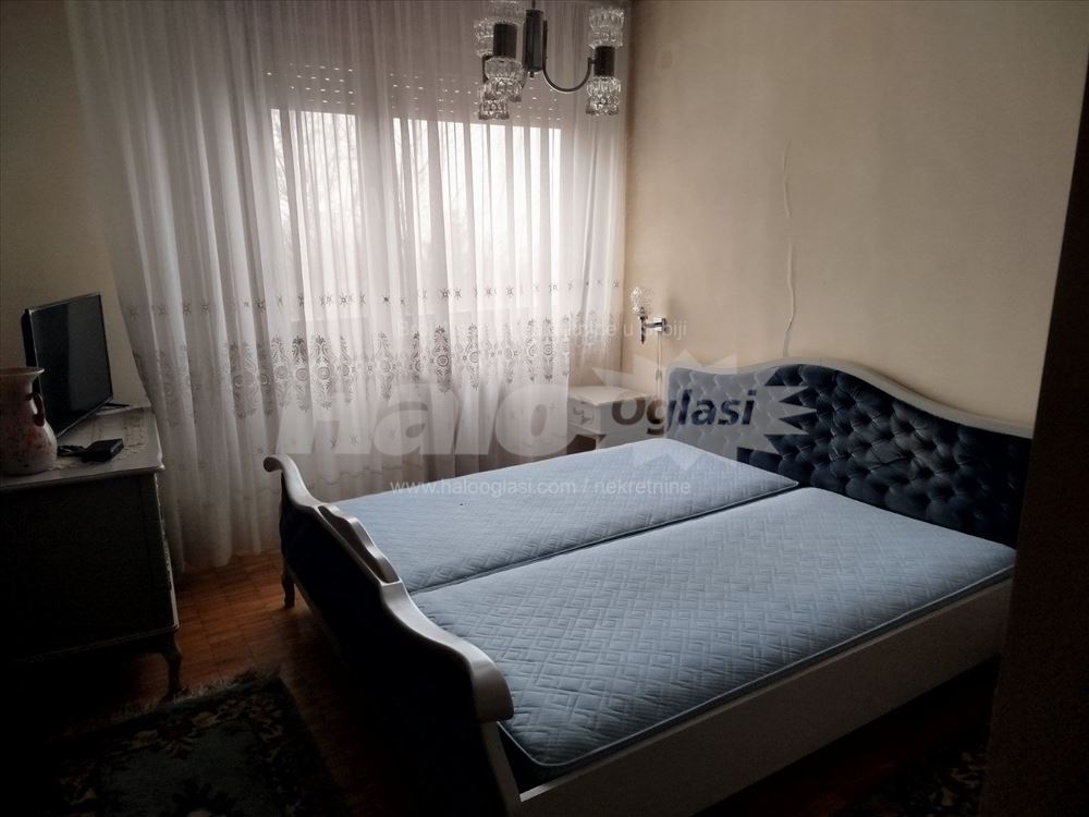 pravi trosoban V. Banja / V. Venac 85 m2 — 3
