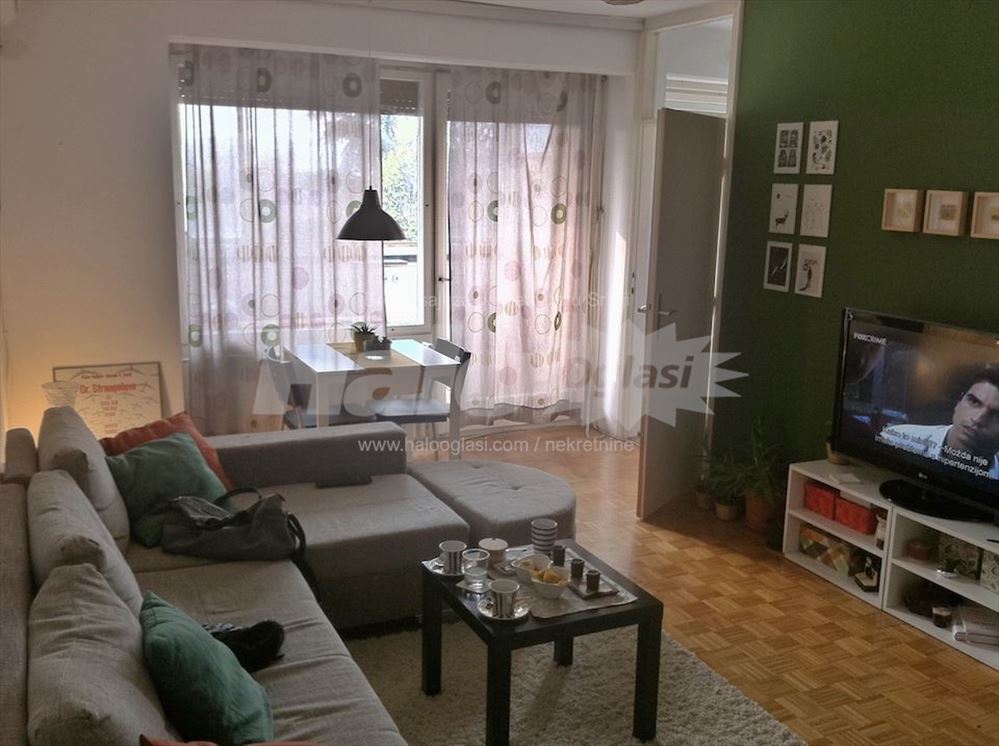 Prazan, nenamesten stan Jove Ilića — 6