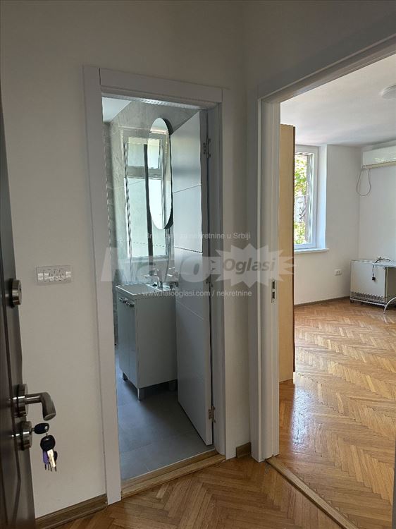 Prazan PP u Milesevskoj ulici — 6