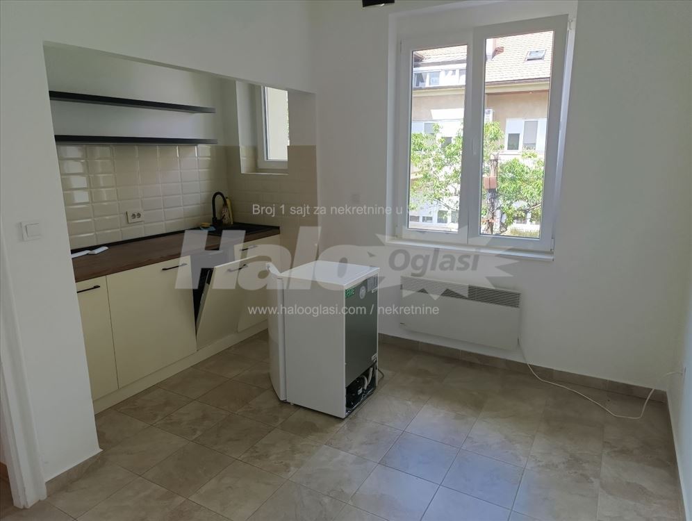 Prazan stan pogodan za kancelariju — 3