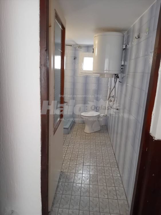 Prazna kuća kod Kluza, na Zvezdari — 15