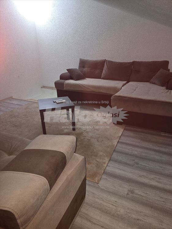 Prelep 1.0 stan, 48m² u mirnom kraju — 13