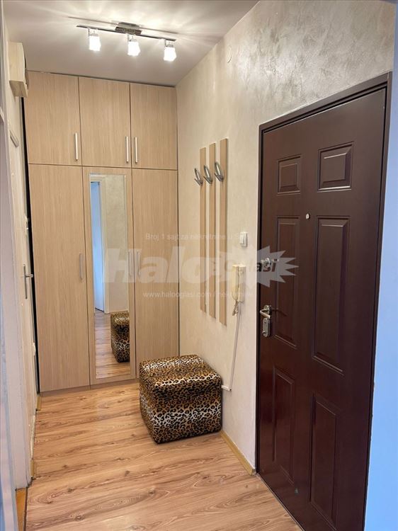 Prelep Lux renoviran stan Autokomanda Kumodraskoj — 5
