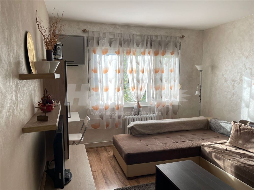 Prelep Lux renoviran stan Autokomanda Kumodraskoj — 7