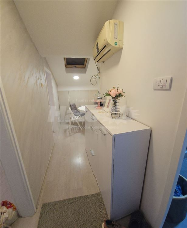 Prelep renoviran stan Cerak — 6