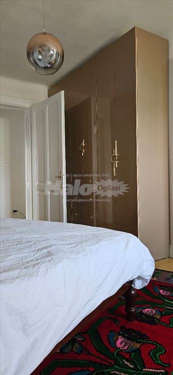 Prelep salonac na Andrićevom vencu 62m2 — 14