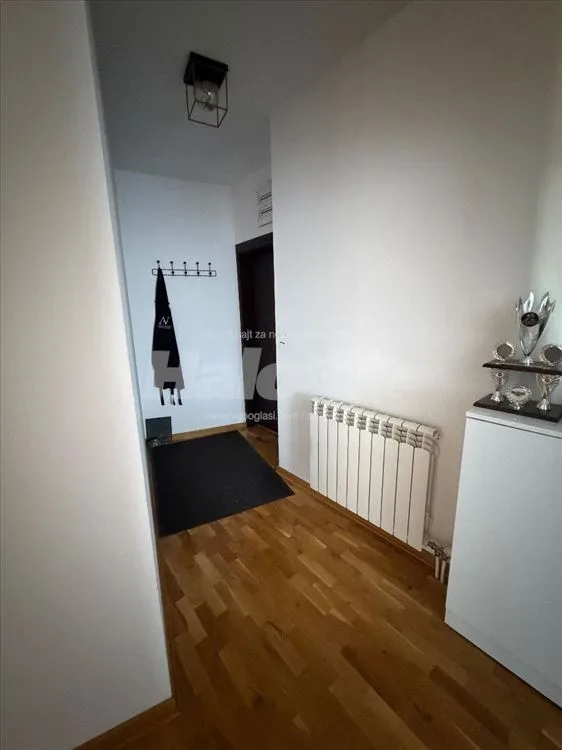 Prelep stan na odličnoj lokaciji — 4