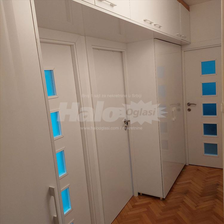 Prelep stan NBgd vlasnik — 6